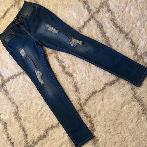 Fashion nova Blue Jeans - Picture 1 of 2